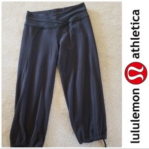 Black Lululemon Crop